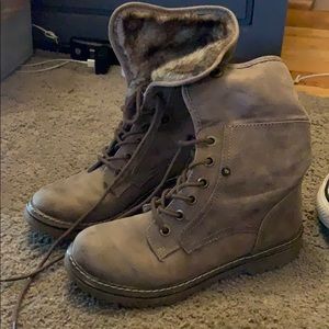 Women's Boots